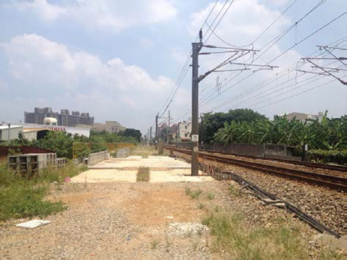 桃園鐵路臨時軌路基工程施工情形
