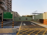 高雄市金山公有停車場整建後設置身障者專用汽車停車位