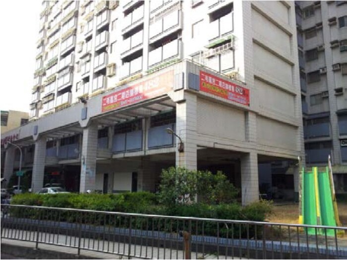 高雄市二苓鳳宮第二期國宅社區店鋪