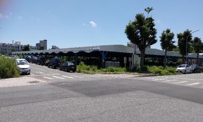 臺東縣有火車站周邊停車場建置太陽光電棚架