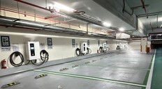 國立宜蘭大學地下停車場電動車專用停車位及充電設施