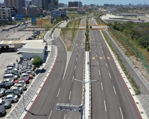 高雄市濱海聯外道路北段通車