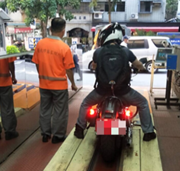 臺北市區監理所重型機車檢驗線