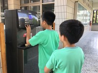 臺中市南屯區東興國民小學飲水機使用情形