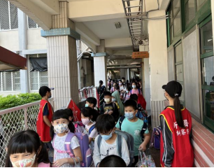 高雄市鳳山區新甲國民小學執行導護工作情形