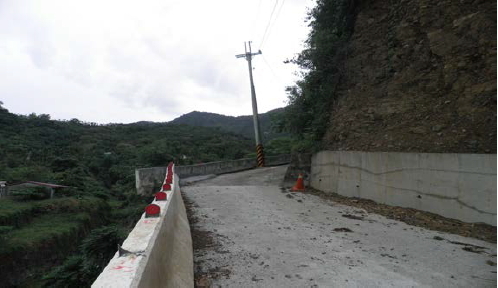 楠西鄉灣丘隨緣山農路