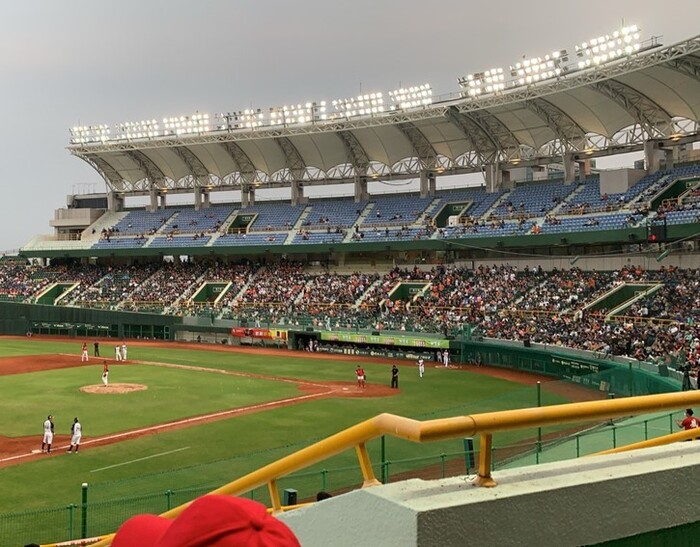 高雄市澄清湖棒球場