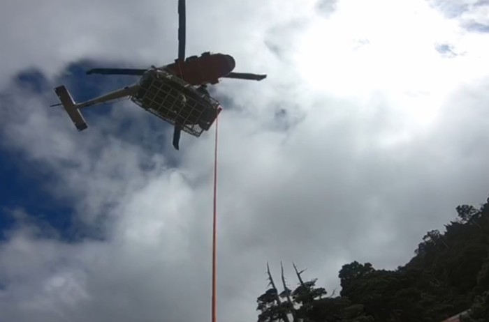 空勤總隊109年11月執行泰安翠池山屋山難搜救