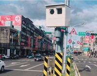 桃園市龜山區萬壽路二段固定式數位測速照相設備