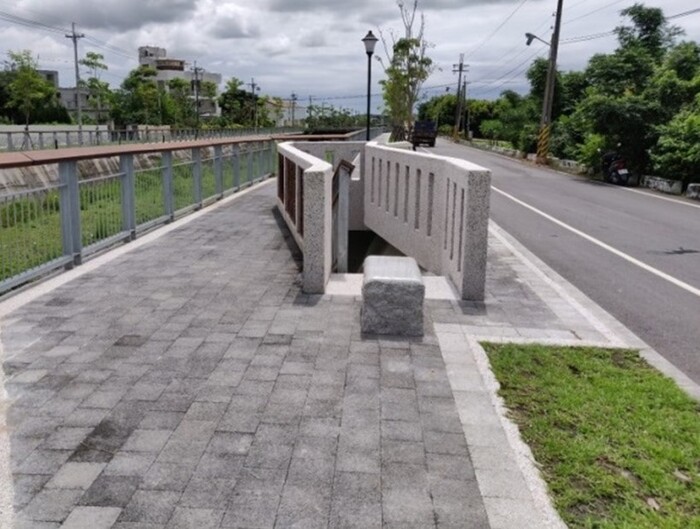 花蓮縣吉安溪親水樓梯設施改善情形
