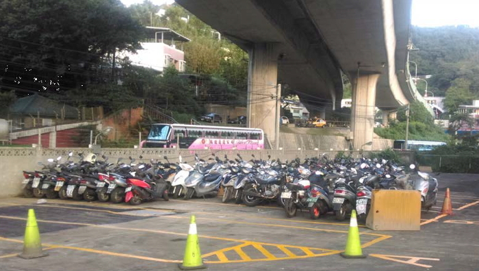 基隆市違規車輛代保管場－機車停車區