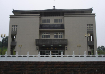 苗栗縣通霄鎮公所第十三公墓懷恩堂納骨塔