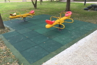 嘉義縣大林鎮運動公園翹翹板鋪設地墊